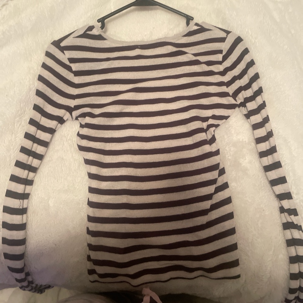 Long sleeve Y2K with strips